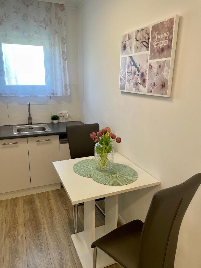 Prime Host Charme Apartment Карлсруе Екстериор снимка
